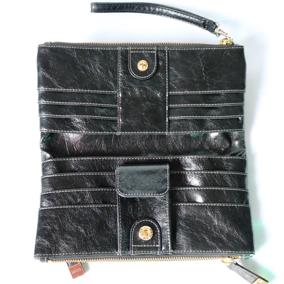 MAXX Black Faux Leather Wristlet Wallet Clutch Zebra Loads Gold Tone Hardware - Picture 5 of 9